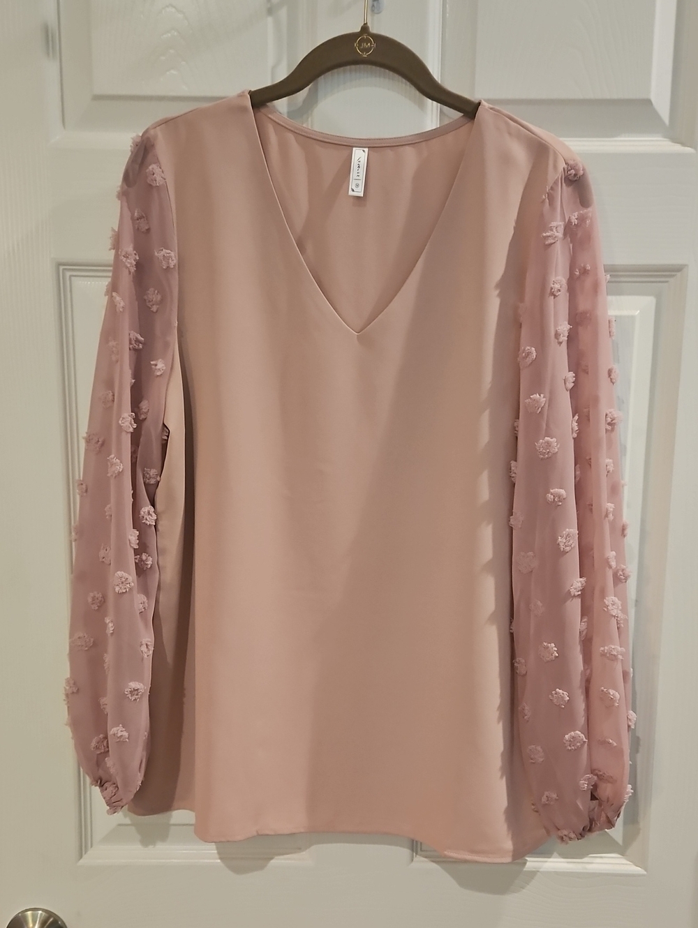 Women's Blush Pink V-Neck Textured Sleeve Blouse
